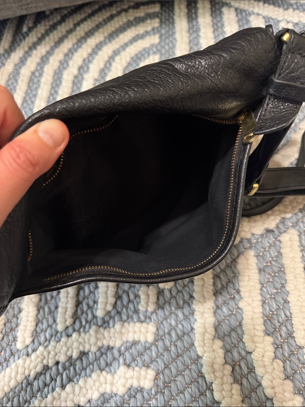 Fossil Peyton Black Pebbled Leather Crossbody Messenger Bag Adjustable Strap - Picture 8 of 11